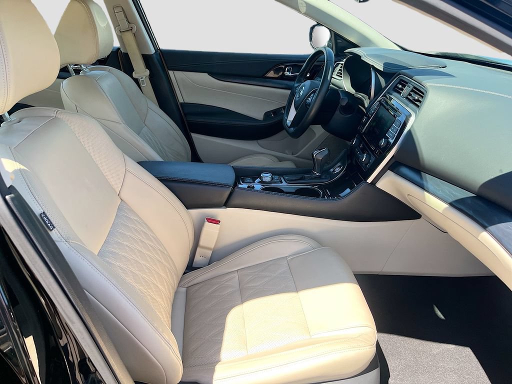 Used 2023 Nissan Maxima Platinum w/ Sport Mat Group FWD image 30