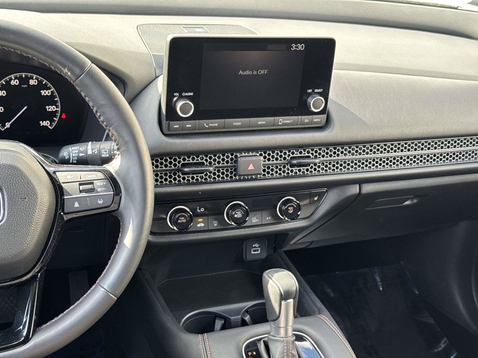 Used 2025 Honda HR-V Sport image 3