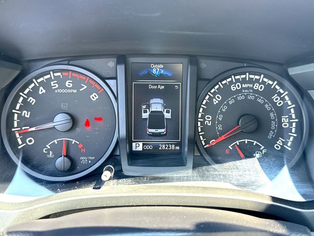 Used 2022 Toyota Tacoma 4x4 Access Cab image 17