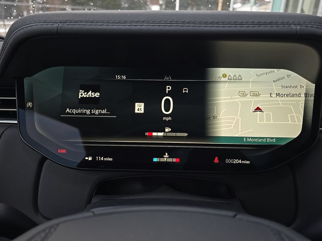 New 2025 Land Rover Range Rover SE AWD/4WD image 12