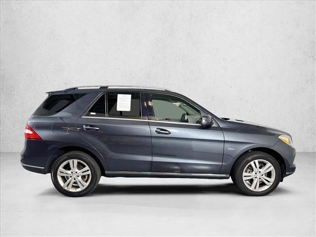 Used 2012 Mercedes-Benz ML 350 BlueTEC 4MATIC image 4