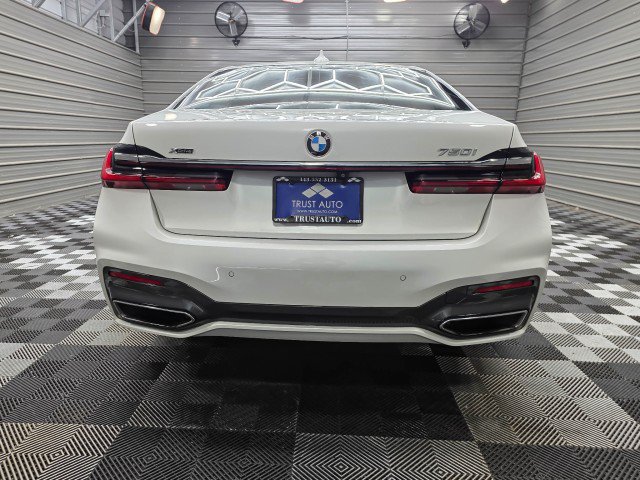 Used 2021 BMW 750i xDrive w/ M Sport Package AWD/4WD image 6