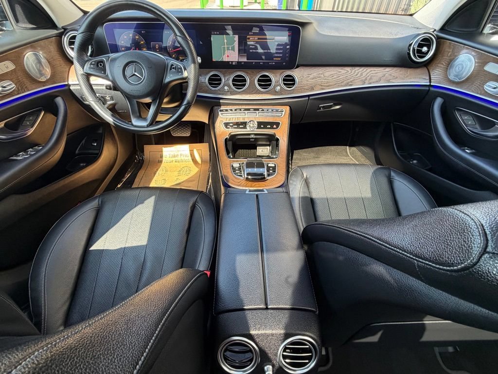 Used 2018 Mercedes-Benz E 300 4MATIC image 12