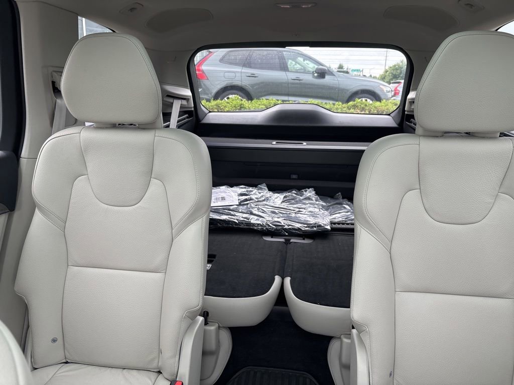 Used 2023 Volvo XC90 B6 Plus w/ Protection Package Premier AWD/4WD image 23