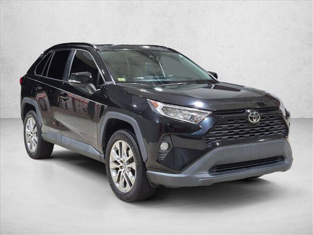 Used 2021 Toyota RAV4 XLE Premium FWD image 3