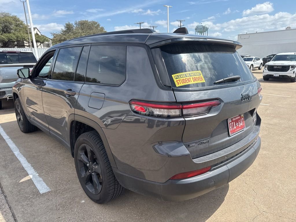 Used 2023 Jeep Grand Cherokee L Laredo image 7