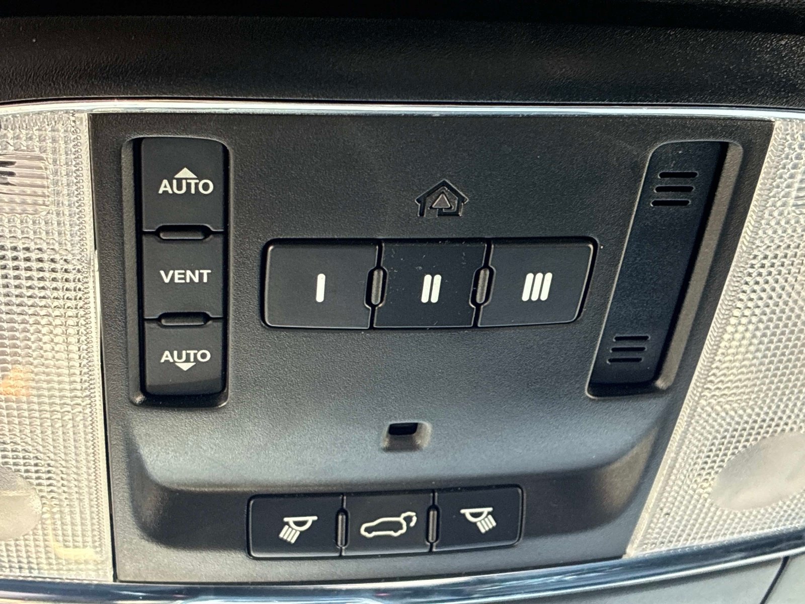 Used 2014 Jeep Grand Cherokee Limited AWD/4WD image 41