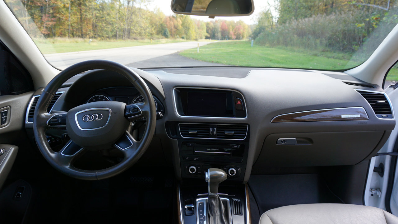 Used 2017 Audi Q5 2.0T Premium image 18