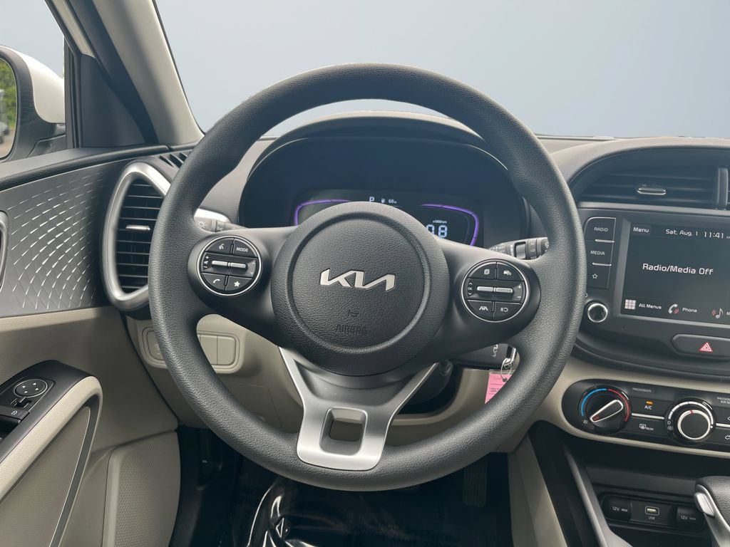 Certified 2025 Kia Soul LX FWD image 12