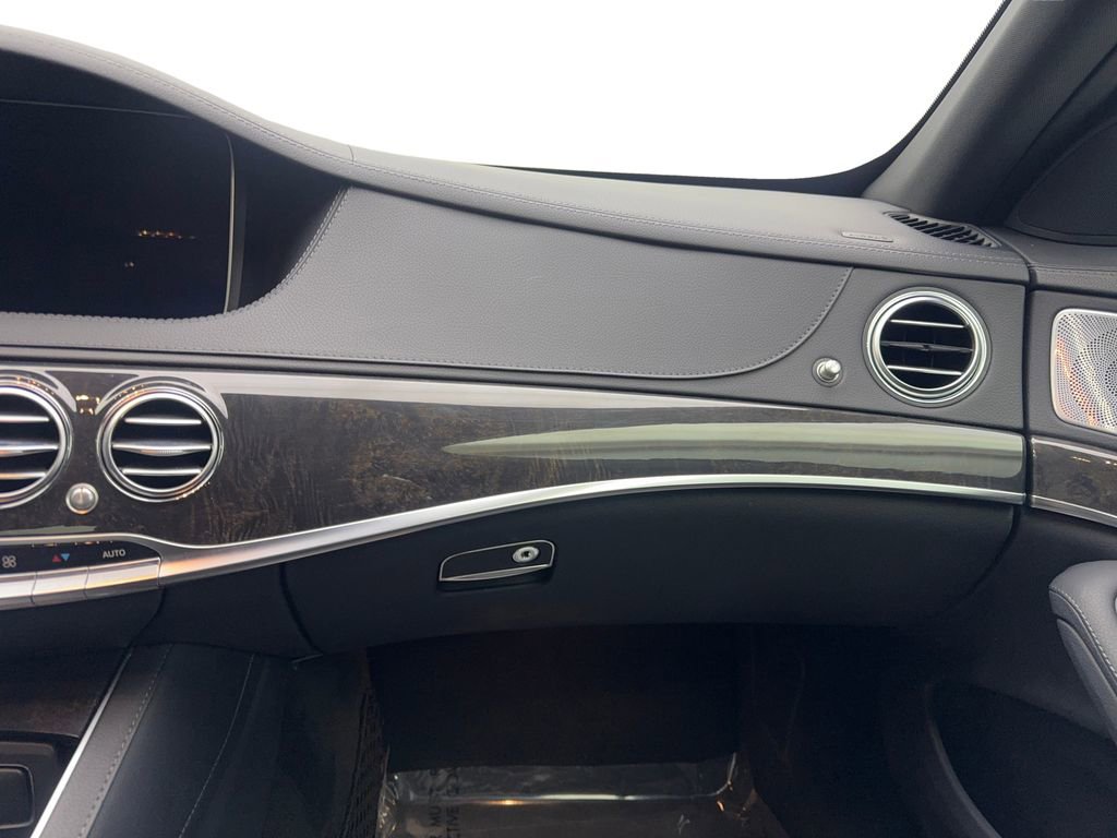 Used 2018 Mercedes-Benz S 450 Sedan image 56