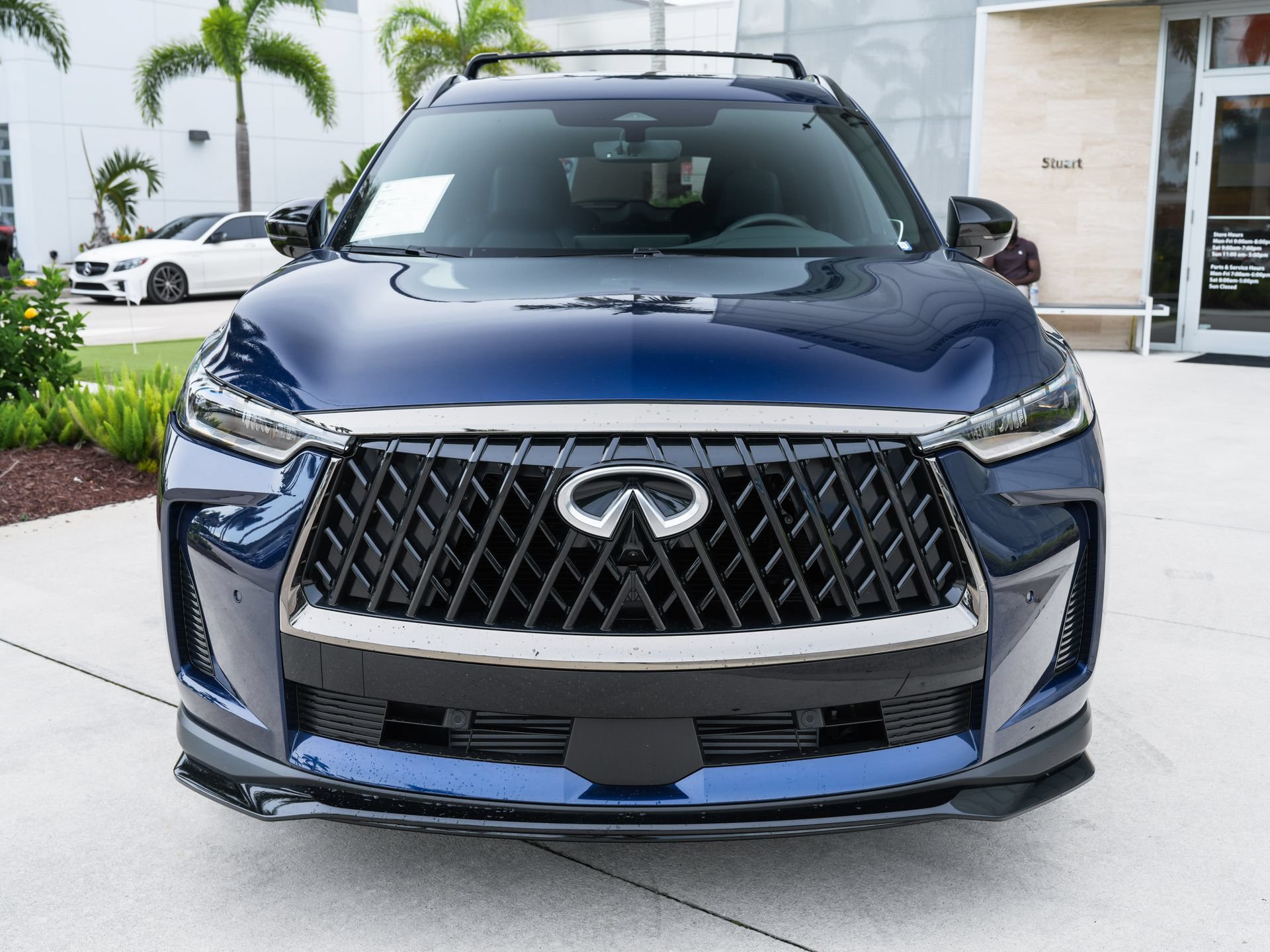 Certified 2026 INFINITI QX60 Sport w/ Dark Cargo Package AWD/4WD image 5