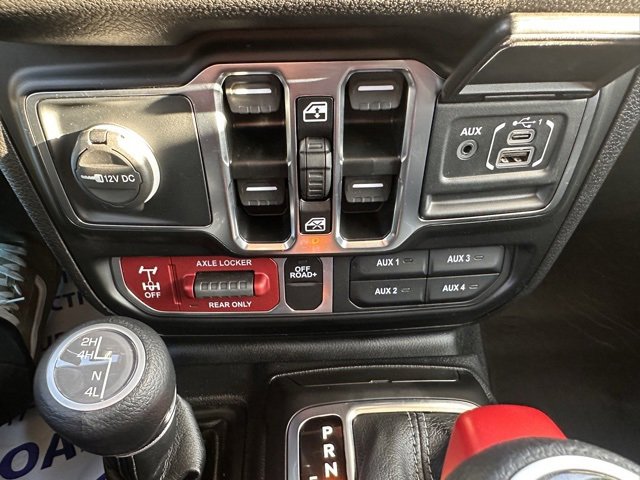 New 2025 Jeep Gladiator Willys image 30