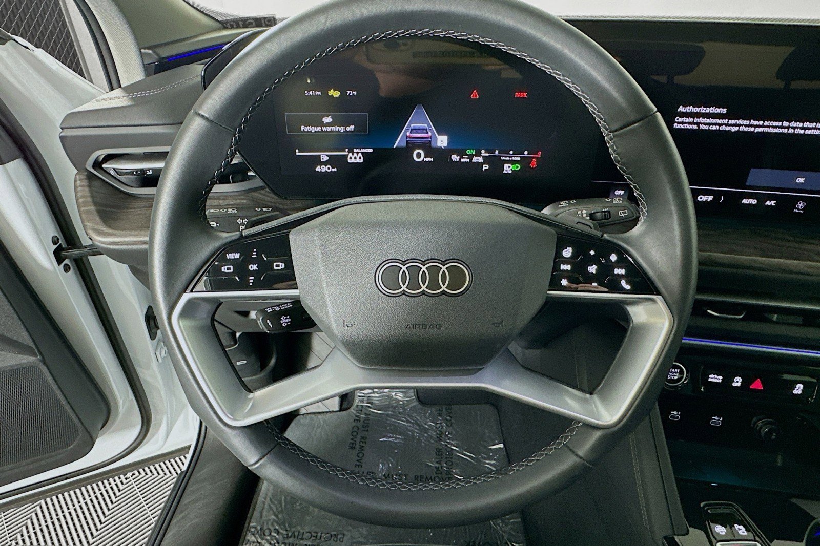 Used 2025 Audi Q5 Premium w/ Convenience Package image 19