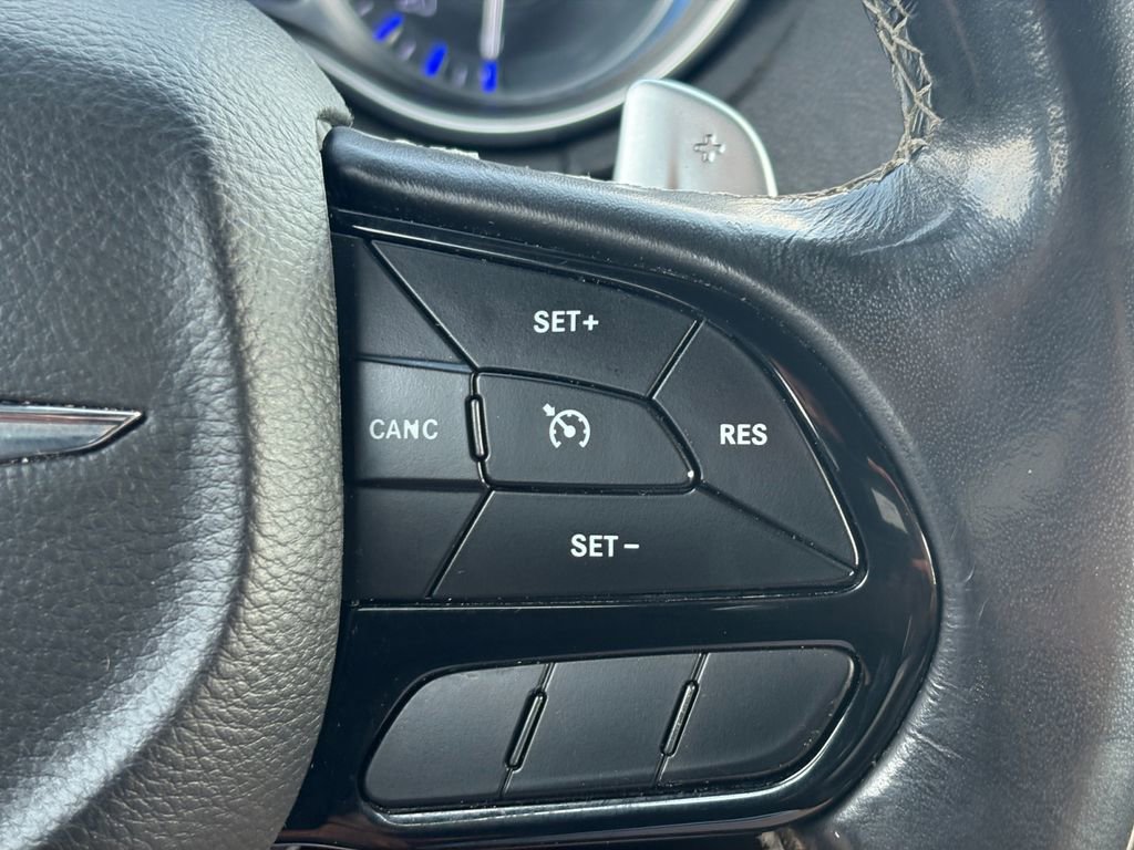 Used 2021 Chrysler 300 S image 18