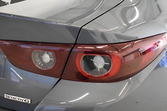 Used 2025 MAZDA MAZDA3 s image 12