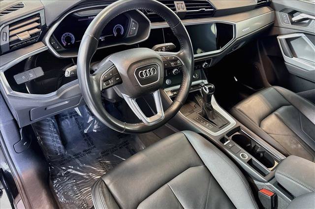 Used 2020 Audi Q3 2.0T Premium Plus AWD/4WD image 9