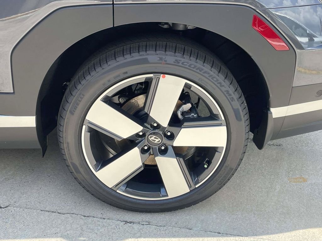 New 2026 Hyundai Santa Fe Limited FWD image 28