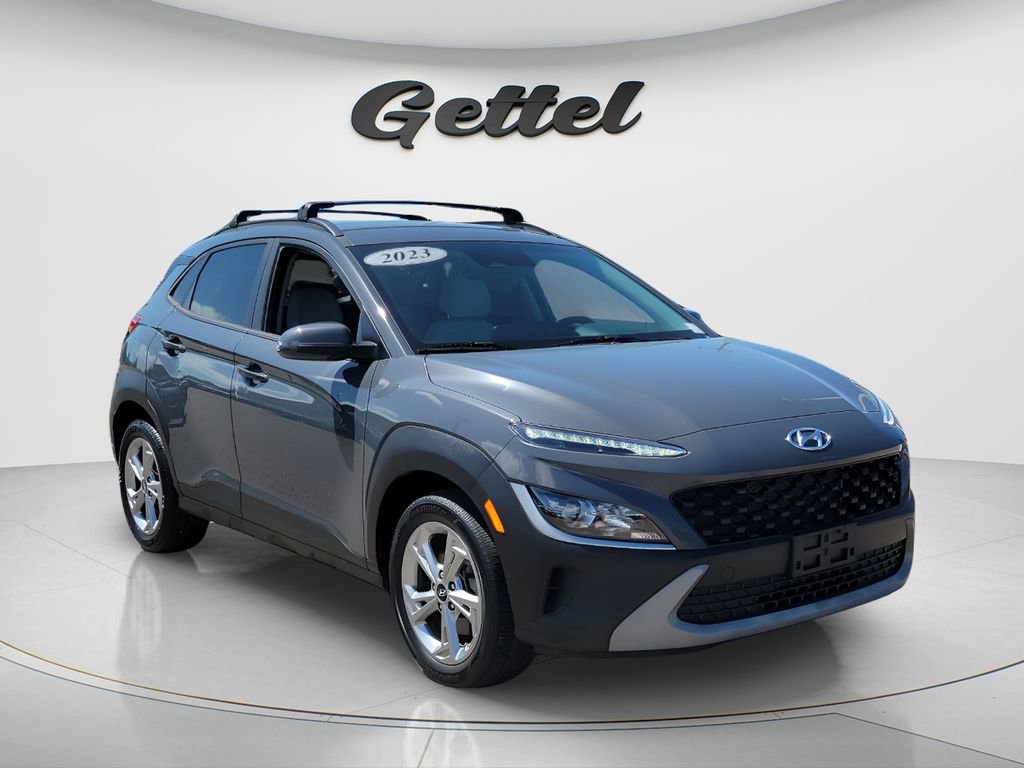 Used 2023 Hyundai Kona SEL image 2