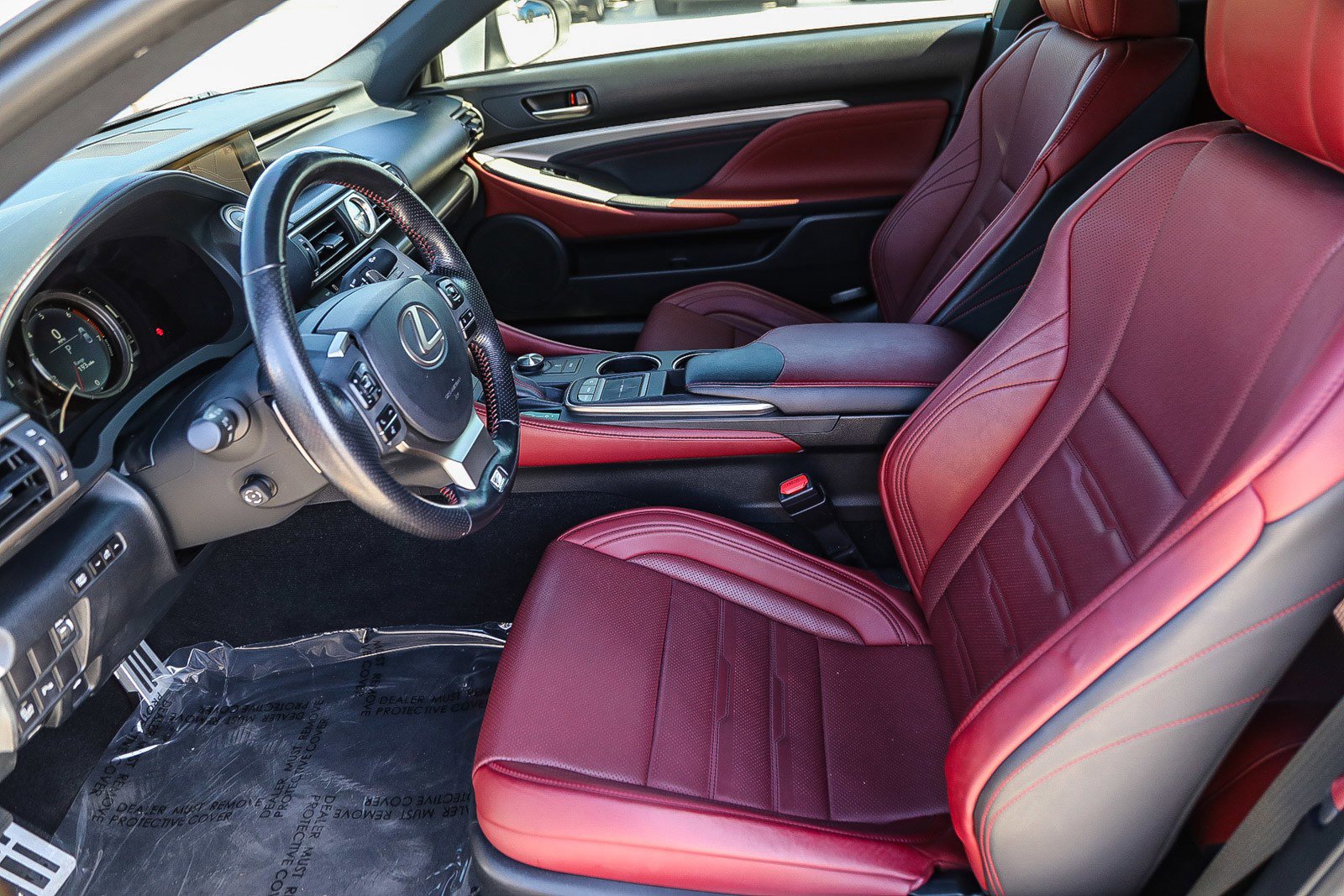 Used 2016 Lexus RC 200t image 17