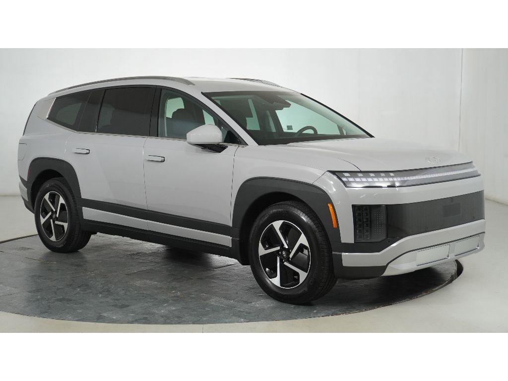 New 2026 Hyundai Ioniq 9 SE