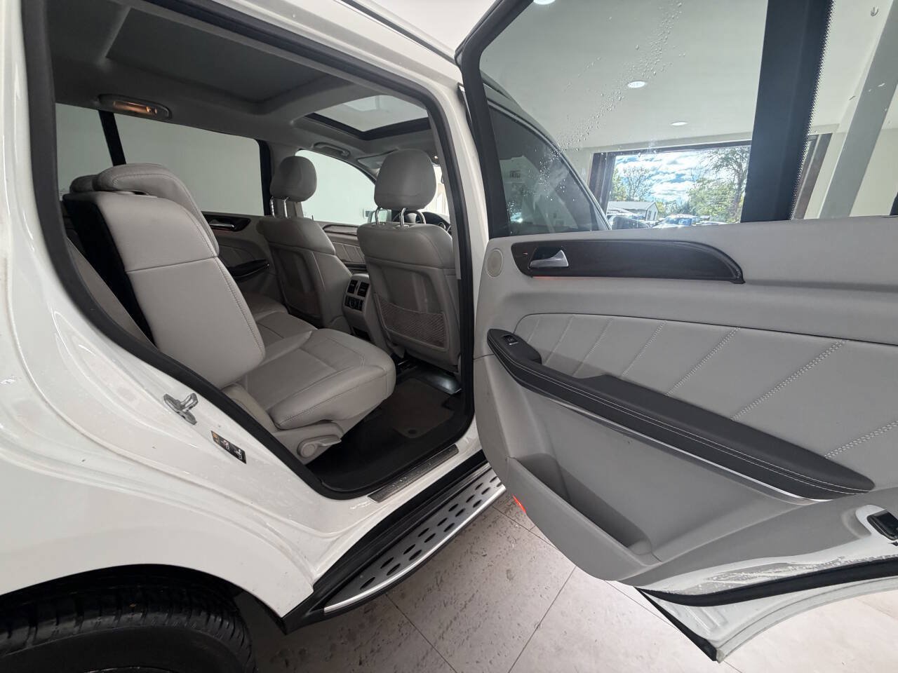 Used 2014 Mercedes-Benz GL 450 4MATIC image 19