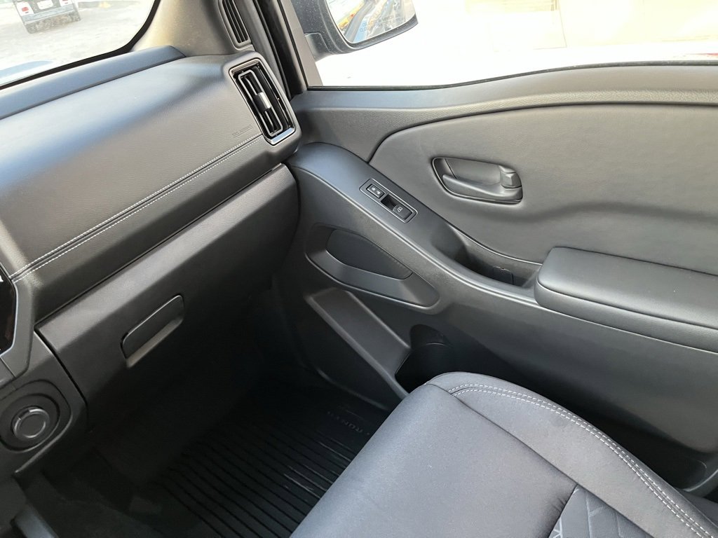 New 2026 Nissan Frontier SV w/ Tow Package image 17