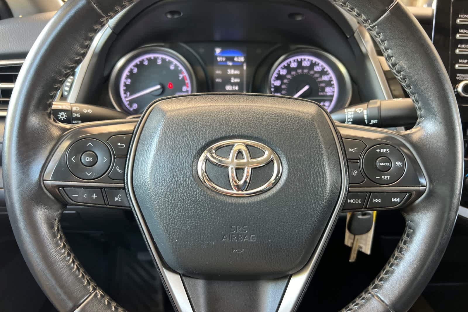 Used 2022 Toyota Camry SE FWD image 22