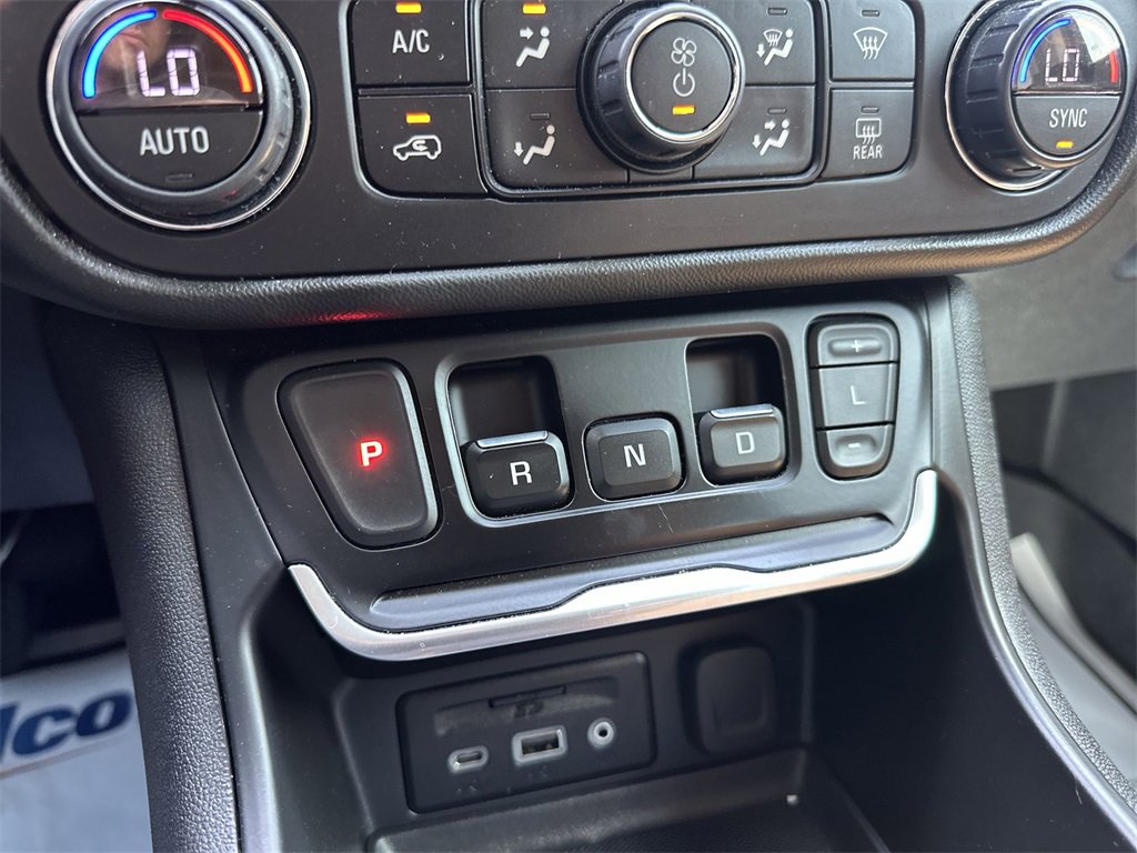 Used 2020 GMC Terrain SLT w/ Preferred Package image 20