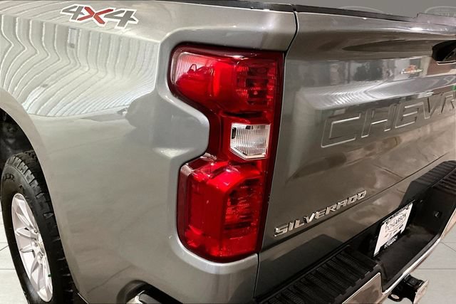 Used 2024 Chevrolet Silverado 1500 LT w/ Work Truck Package AWD/4WD image 8