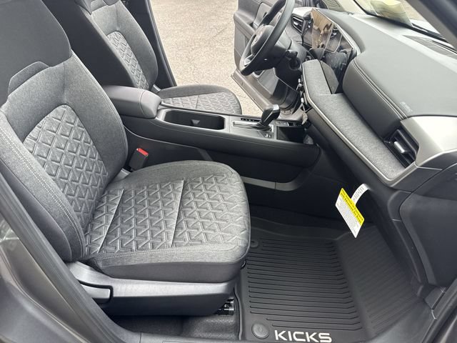 New 2026 Nissan Kicks SV FWD image 10