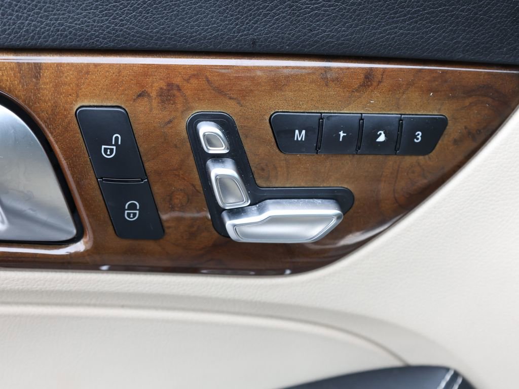 Used 2018 Mercedes-Benz SLC 300 image 13