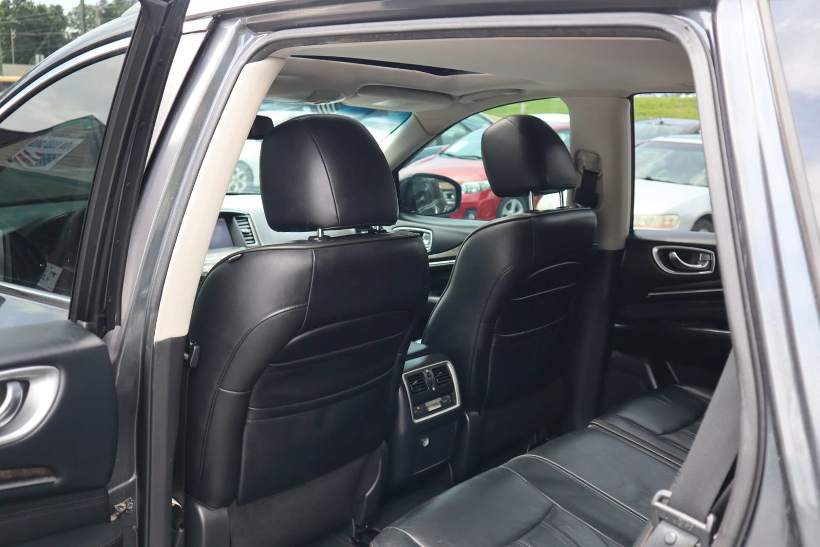 Used 2014 INFINITI QX60 Luxe w/ Premium Plus Package AWD/4WD image 11