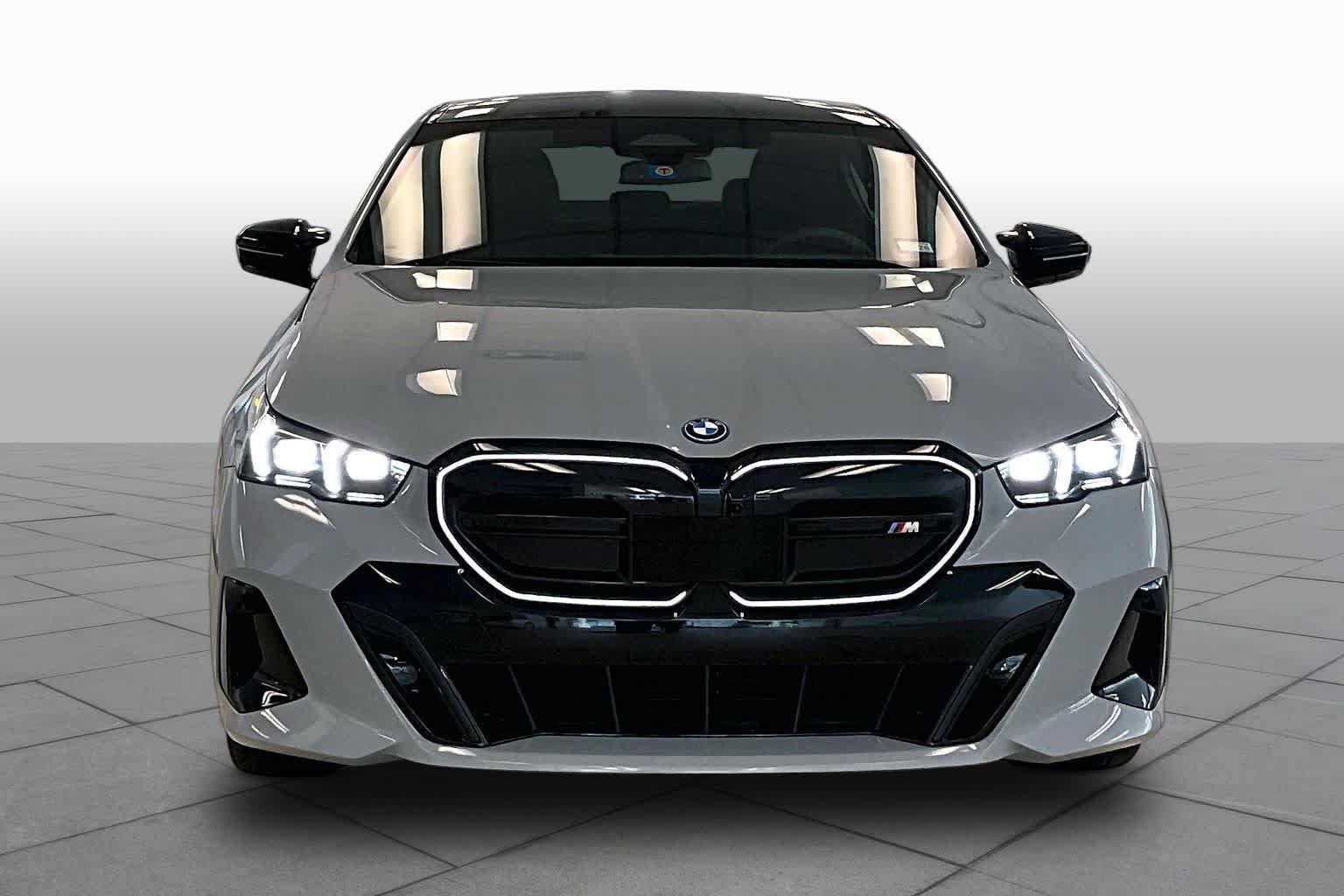 Used 2024 BMW i5 M60 w/ Premium Package AWD/4WD image 3