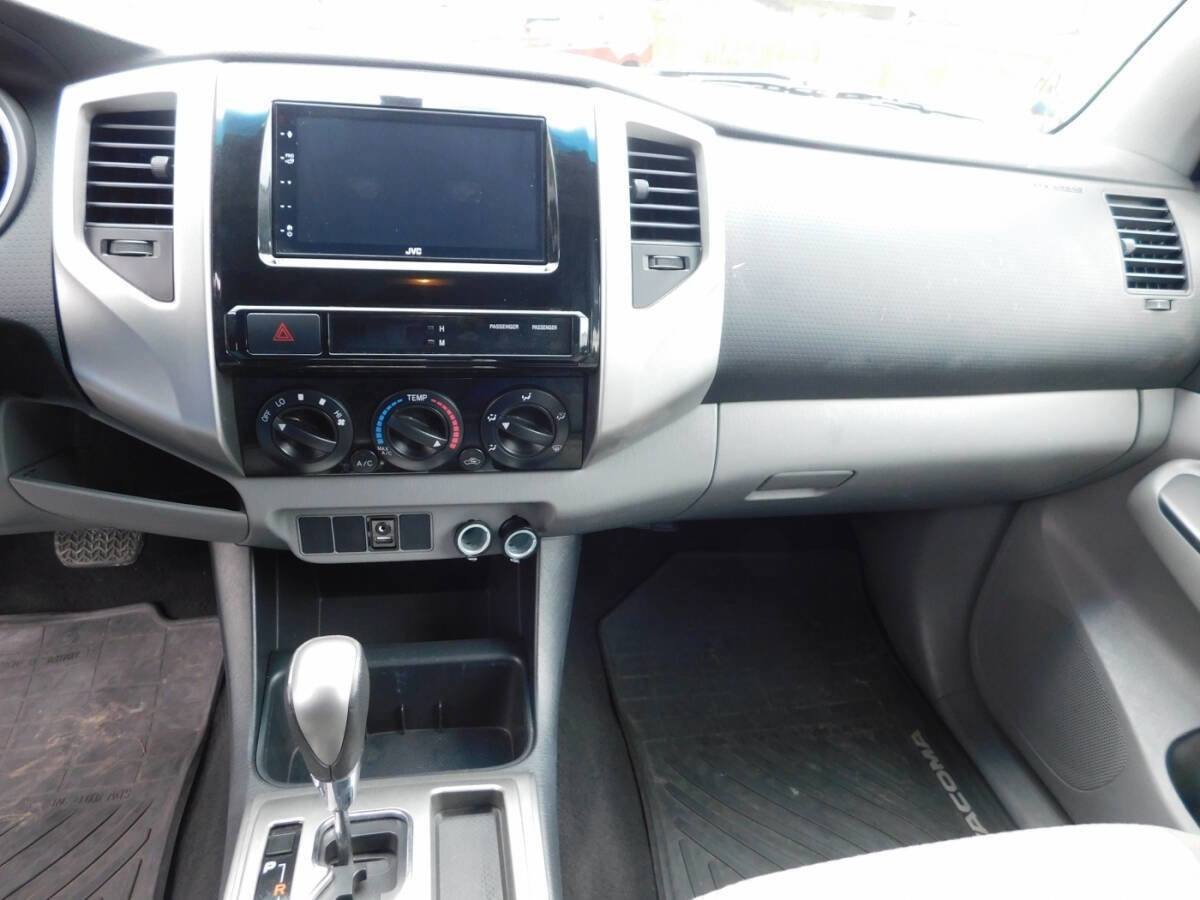 Used 2013 Toyota Tacoma PreRunner w/ SR5 Pkg RWD image 7