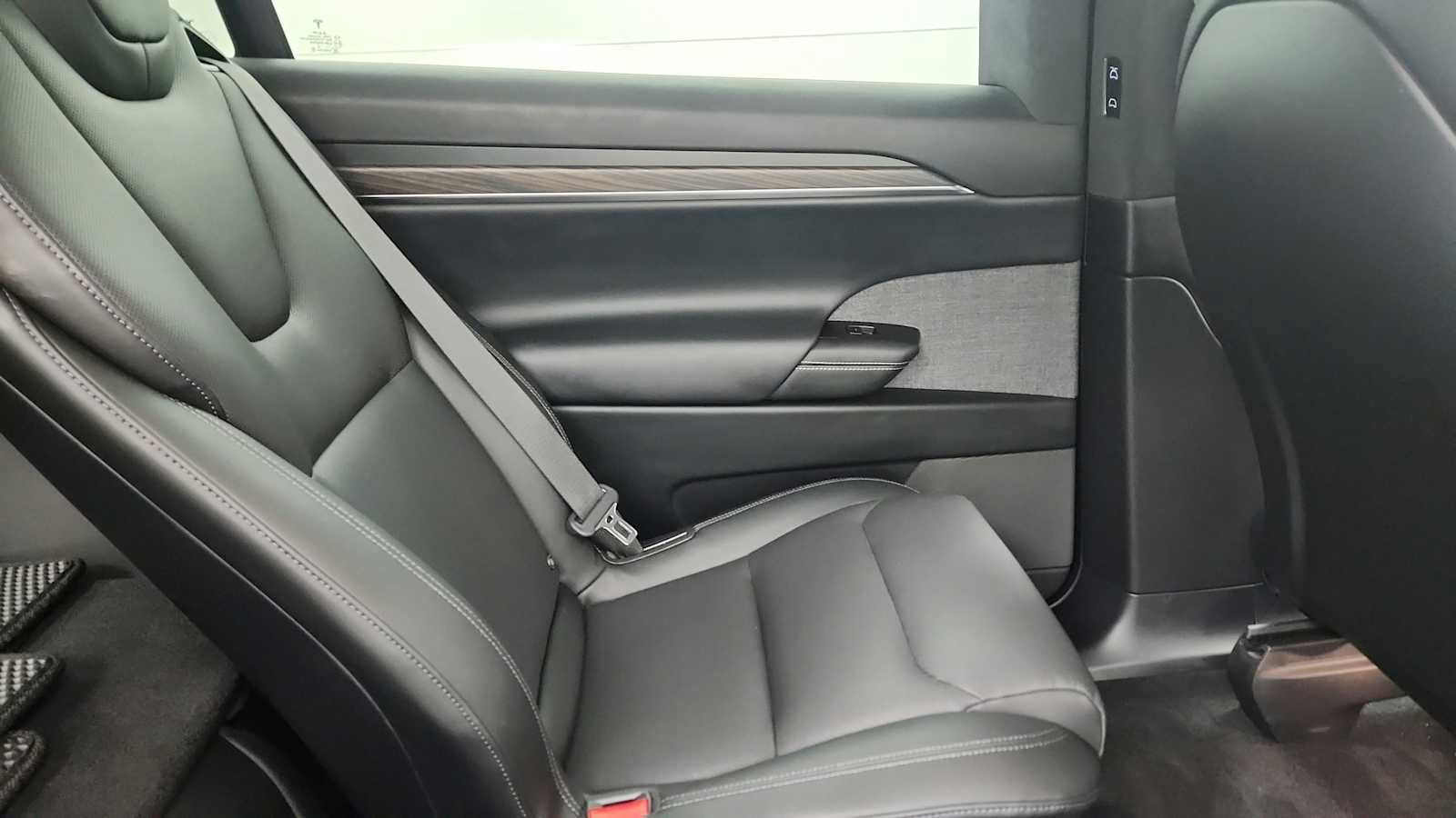 Used 2022 Tesla Model X AWD/4WD image 26