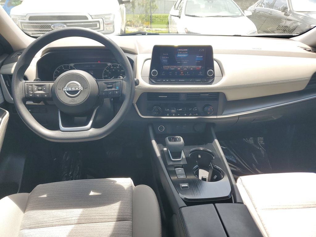 Used 2023 Nissan Rogue SV FWD image 10