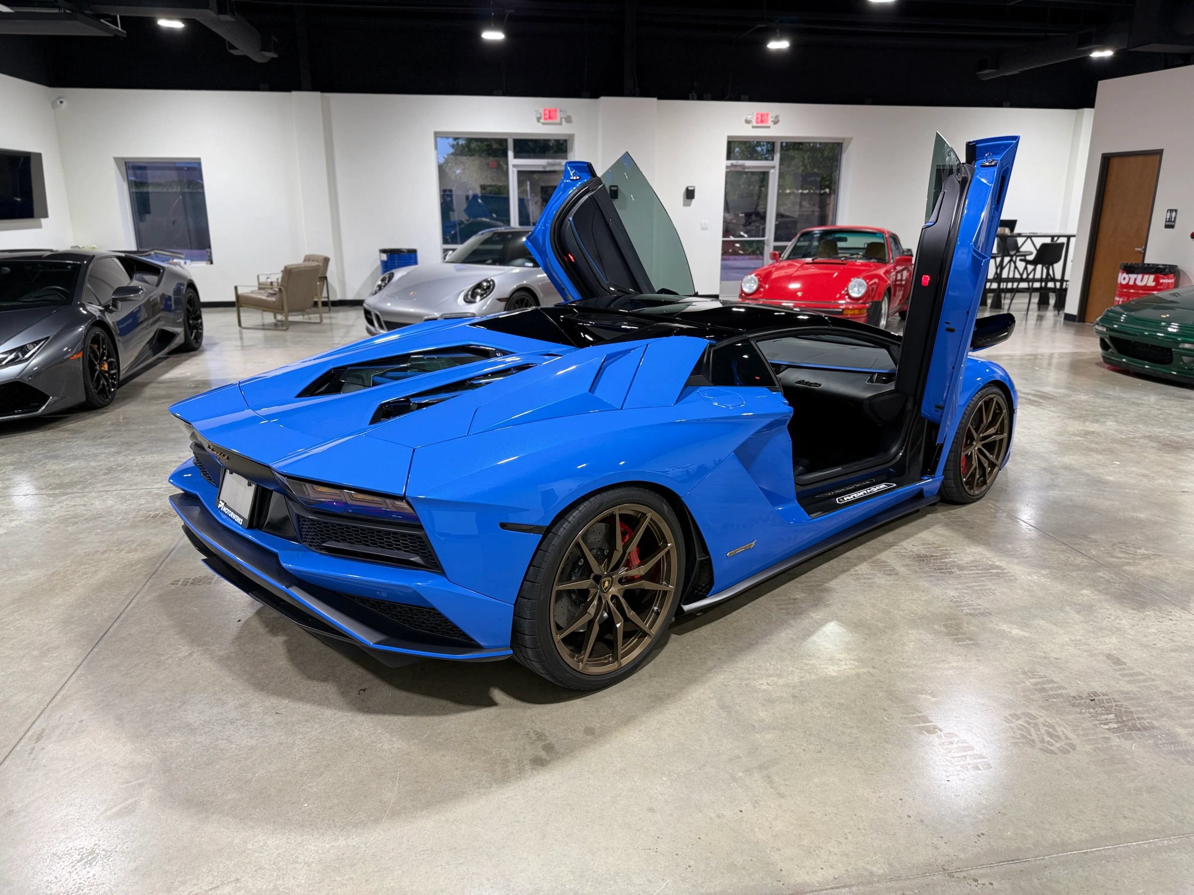 Used 2018 Lamborghini Aventador S AWD/4WD image 59