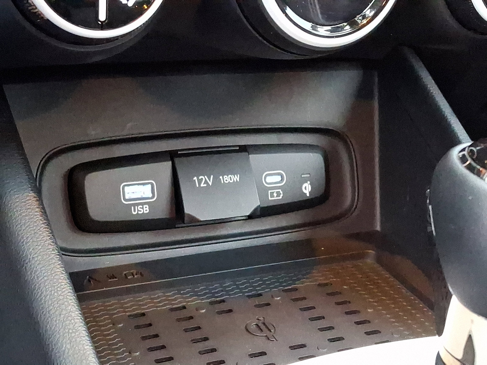 Certified 2023 Hyundai Venue Limited image 15