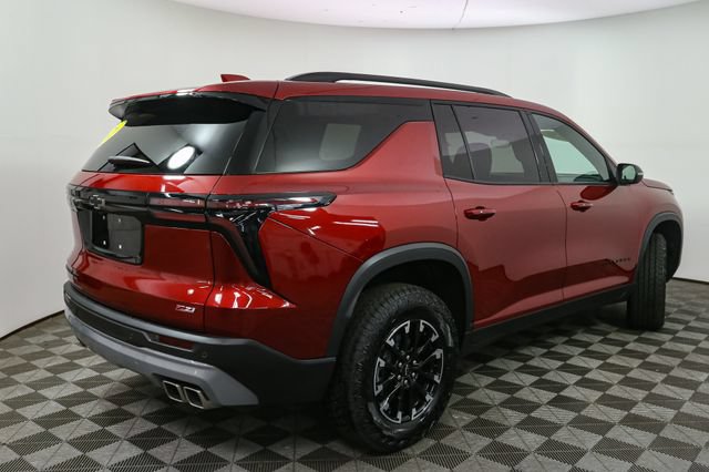 Used 2026 Chevrolet Traverse Z71 w/ LPO, Floor Liner Package AWD/4WD image 13