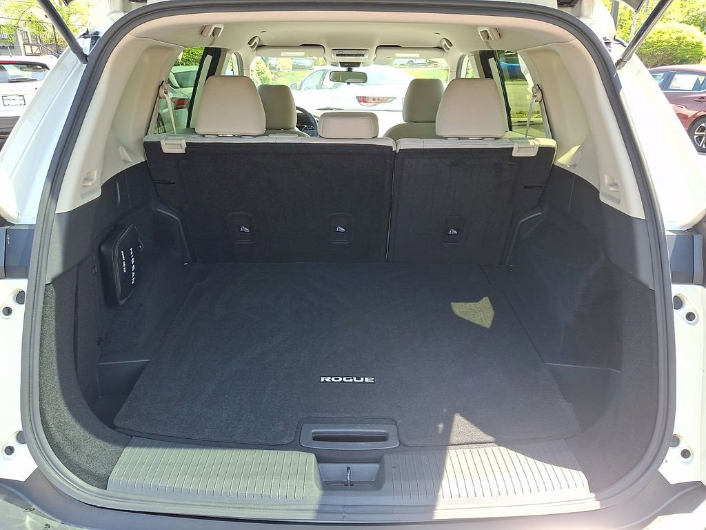 Certified 2023 Nissan Rogue SV AWD/4WD image 29