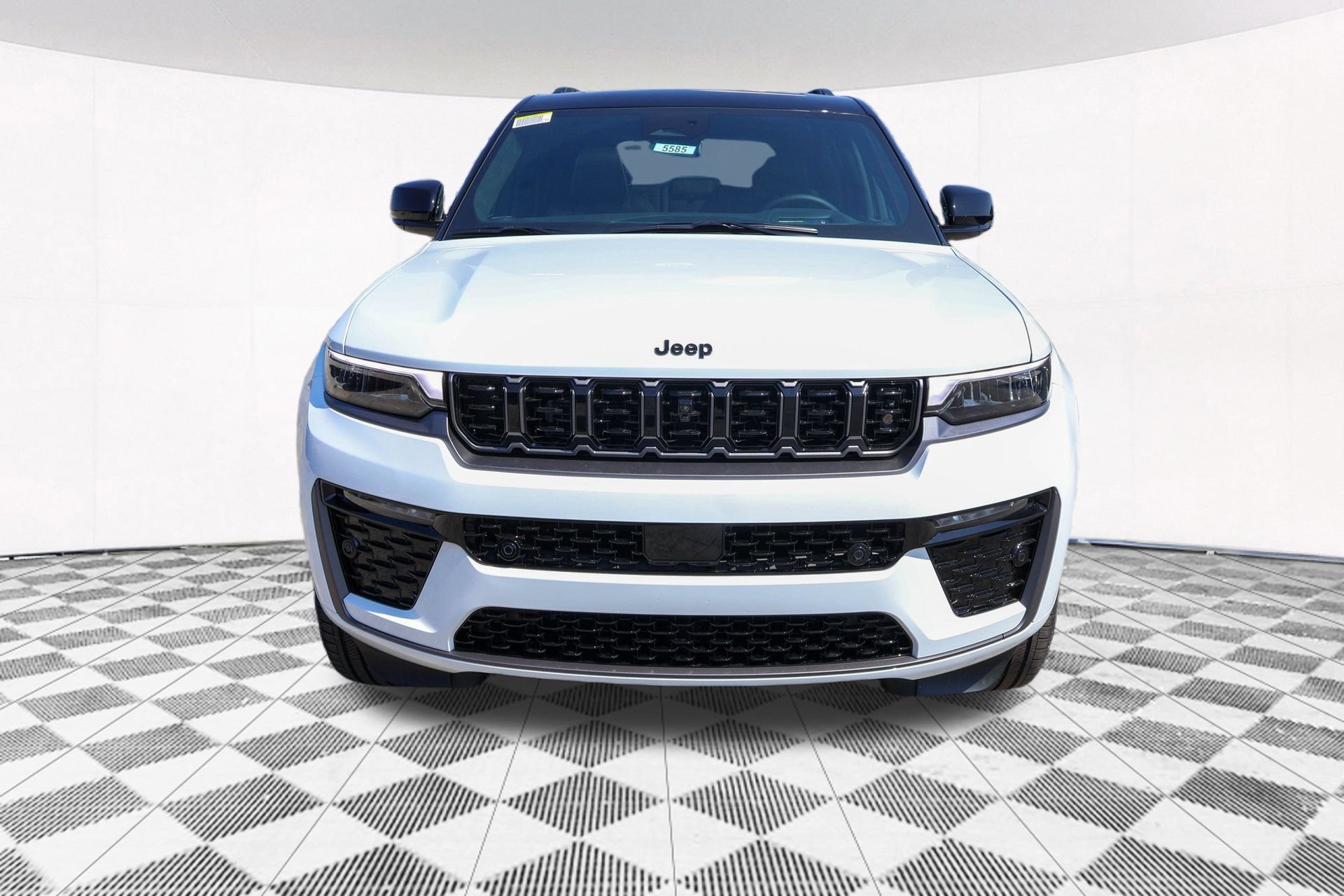 New 2026 Jeep Grand Cherokee Summit w/ Obsidian Package AWD/4WD image 11