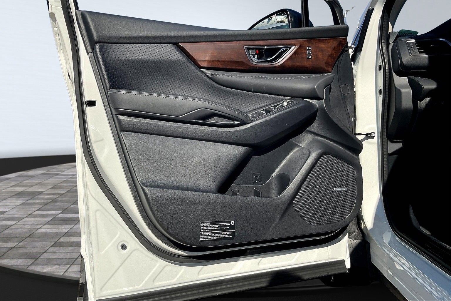 New 2025 Subaru Ascent Touring w/ Popular Package #2 image 19