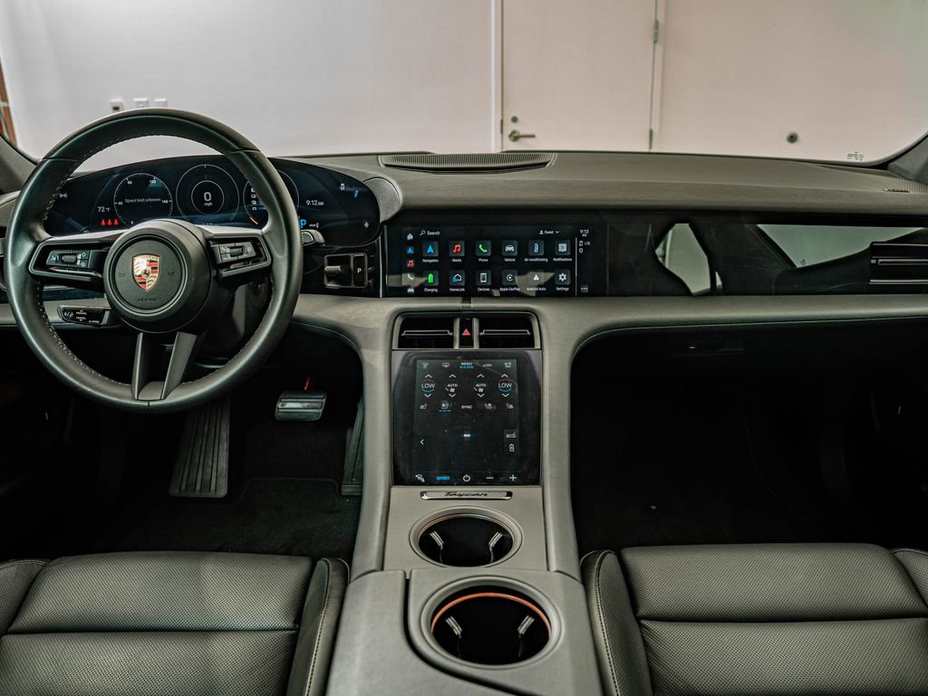 Certified 2022 Porsche Taycan image 6