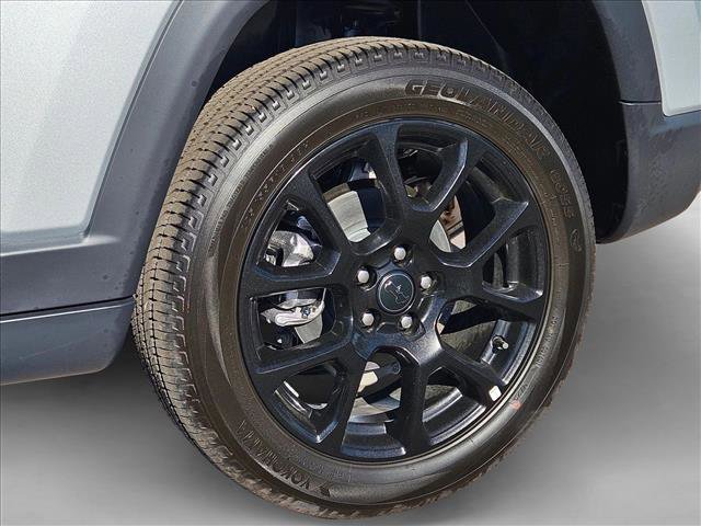 New 2026 Jeep Compass Latitude image 10