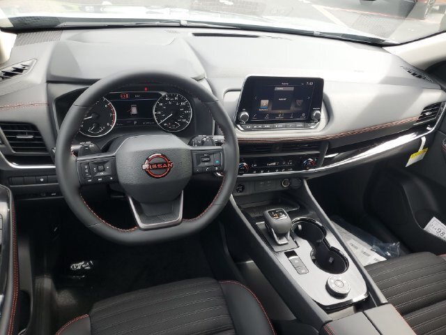 New 2026 Nissan Rogue SV AWD/4WD image 9