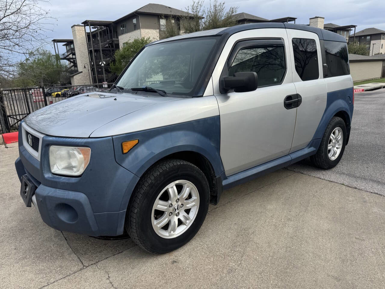 Used 2006 Honda Element EX image 32