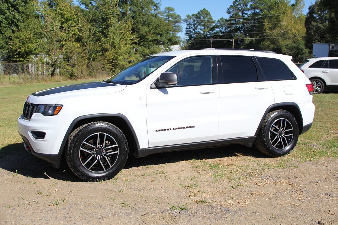 Used 2019 Jeep Grand Cherokee Trailhawk image 3