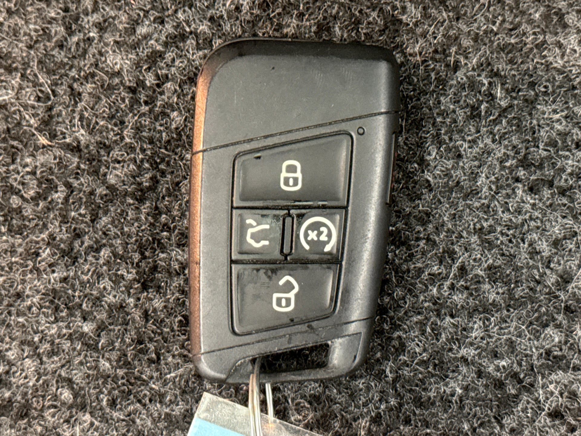 Used 2021 Volkswagen Tiguan SEL image 24