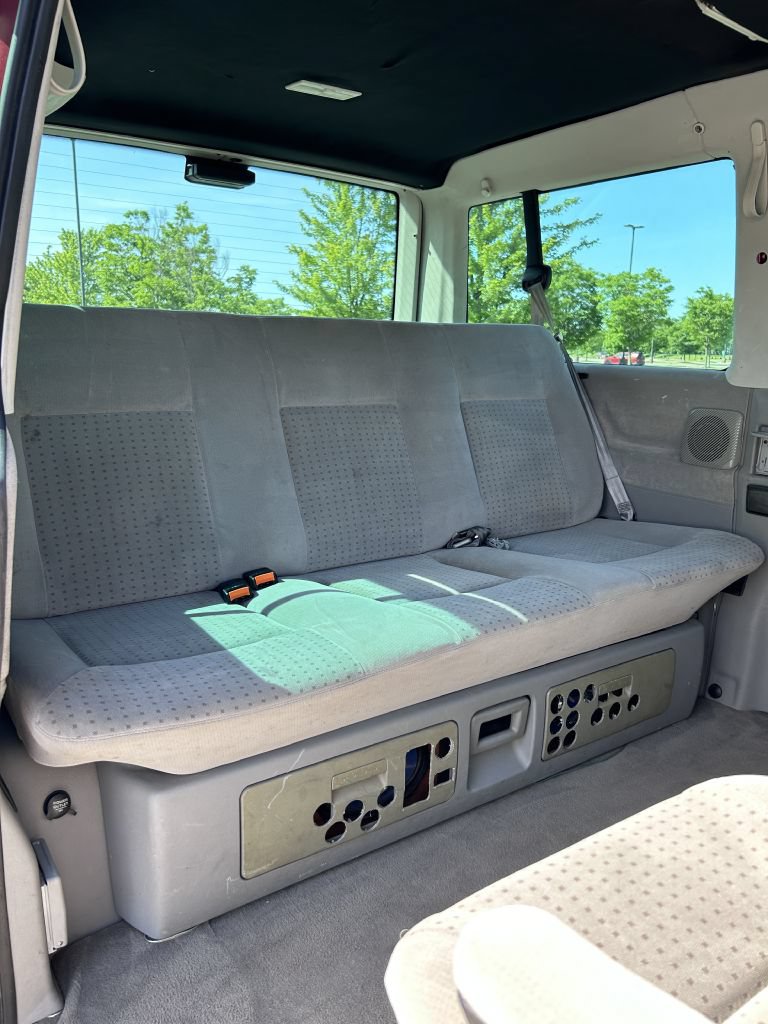 Used 2000 Volkswagen Eurovan MV FWD image 14