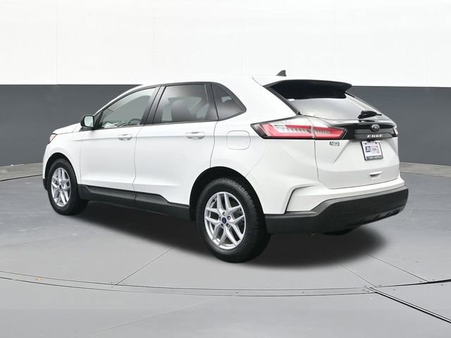 Used 2021 Ford Edge SE image 10